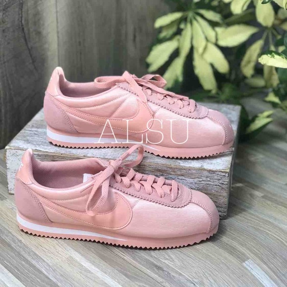 Nike Classic Cortez Nylon Coral W AUTHENTIC - Picture 4 of 8